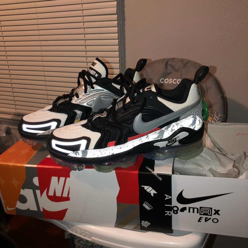 Nike Vapormax Evo “Air Max Mash Up Day”